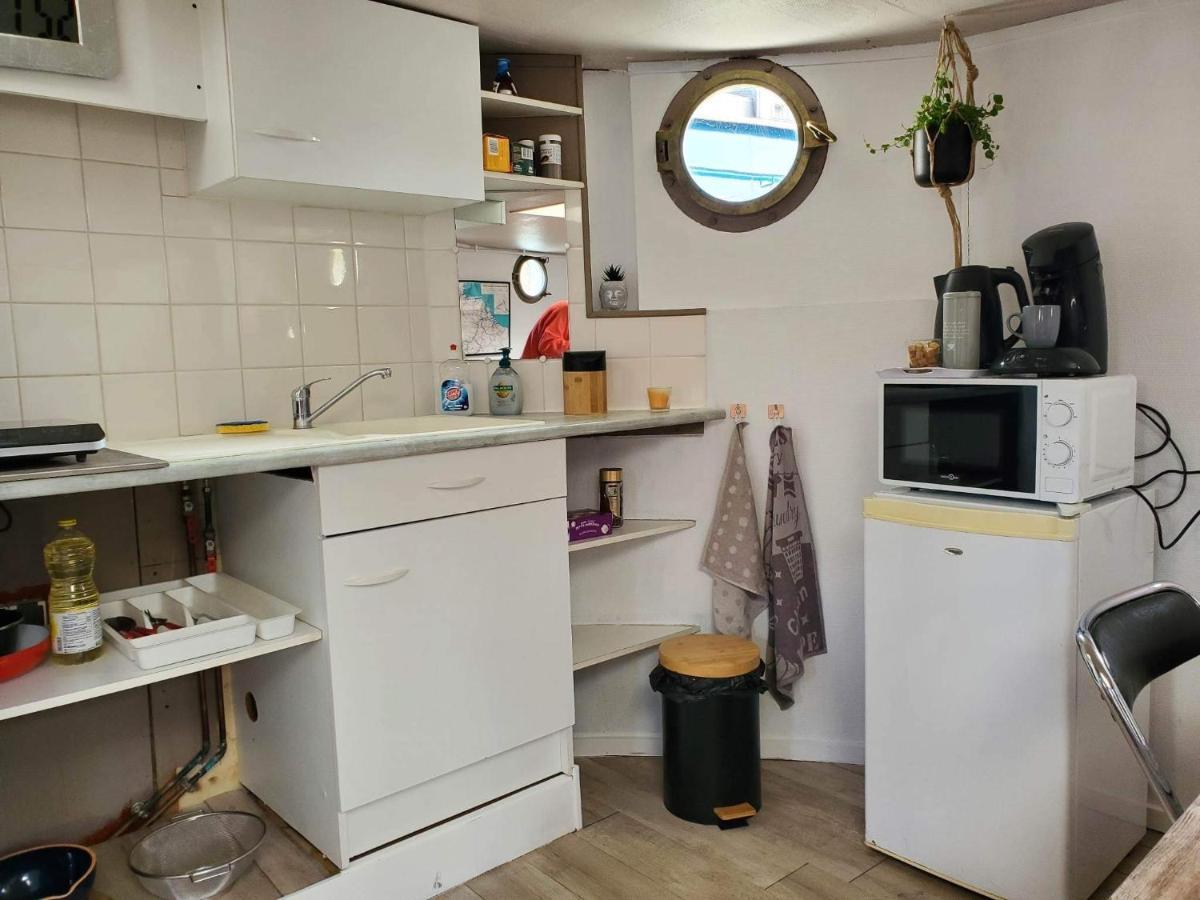דואי Peniche "Louise Michel" Sejournez Dans L'Appartement Du Capitaine, Offrez Vous Une Experience Inoubliable Au Fil De L'Eau מראה חיצוני תמונה