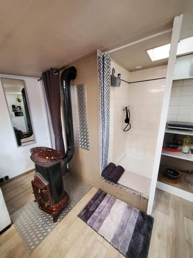 דואי Peniche "Louise Michel" Sejournez Dans L'Appartement Du Capitaine, Offrez Vous Une Experience Inoubliable Au Fil De L'Eau מראה חיצוני תמונה